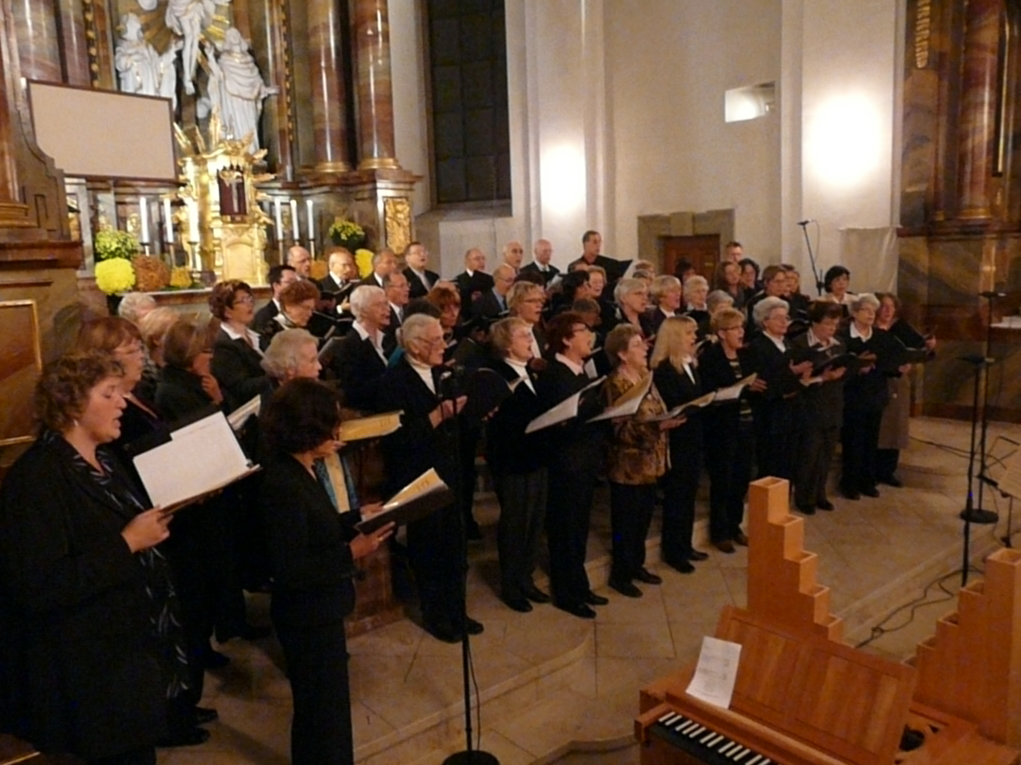 Konzert 190 Jahre Chor von der Seite